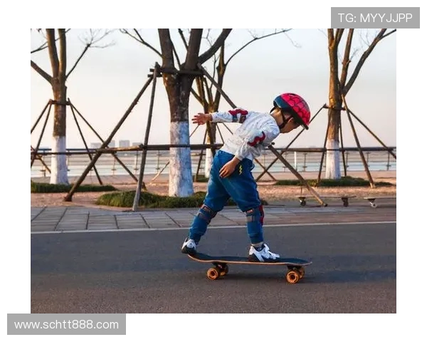 武汉滑板队战术解析：深度剖析其盯防打法的优势与应用