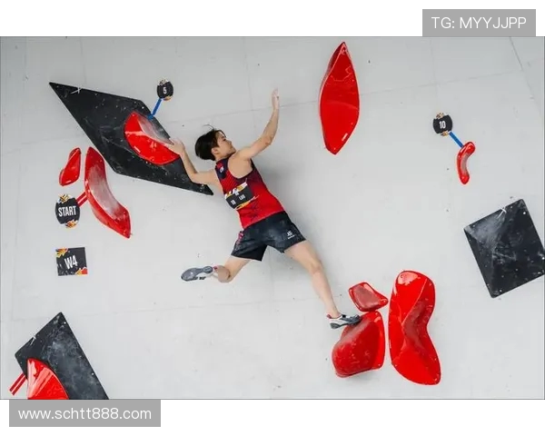 西安攀岩队的技术掌控与失误分析探讨攀岩运动的发展与挑战