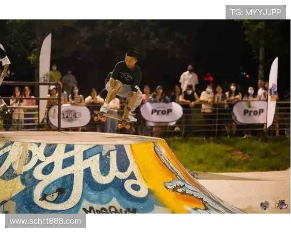 南京飞盘队在滑板精英赛中的崛起与成长历程全景揭秘